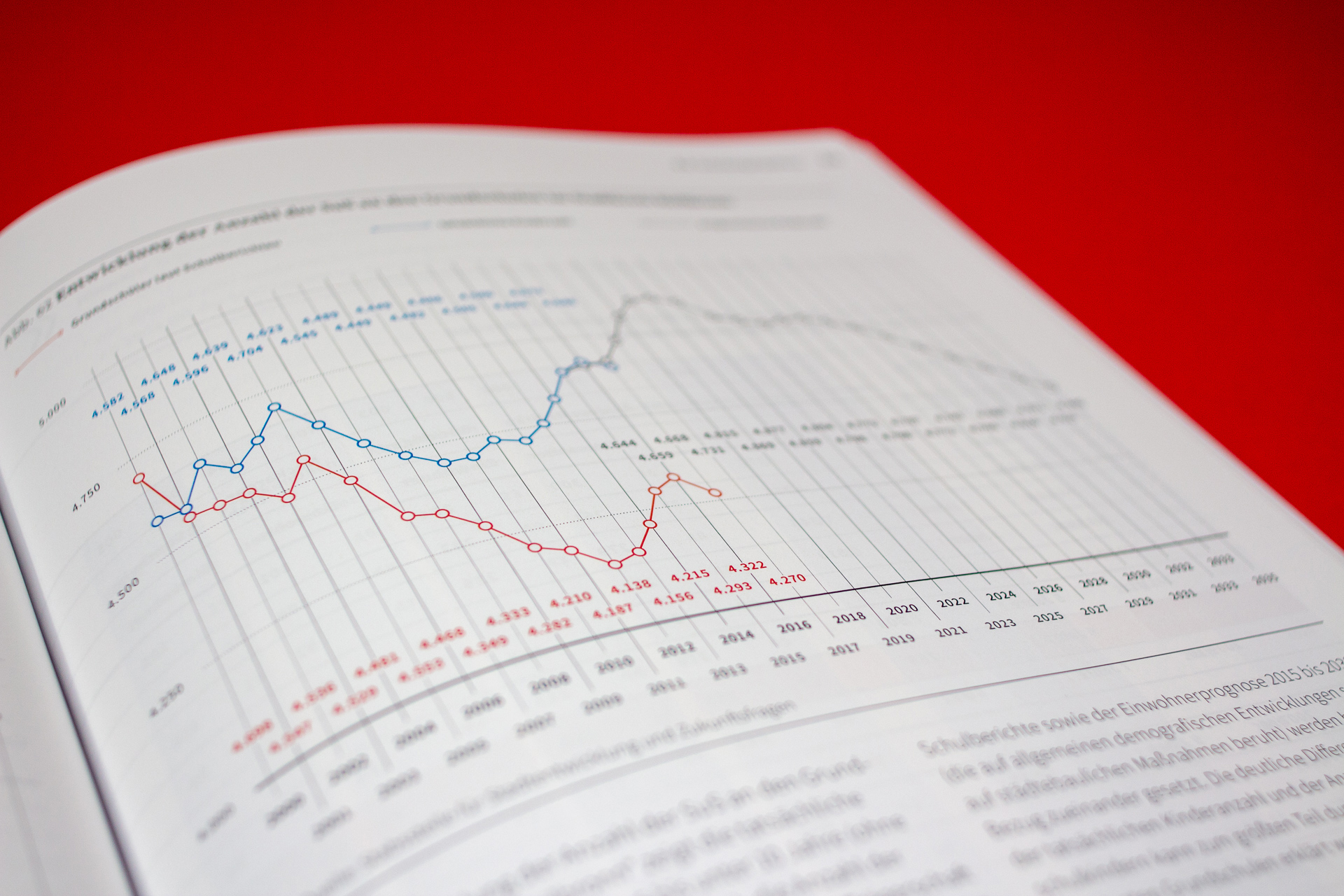 01811_02_StHN_Bildungsbericht00010 01811_02_StHN_Bildungsbericht00010