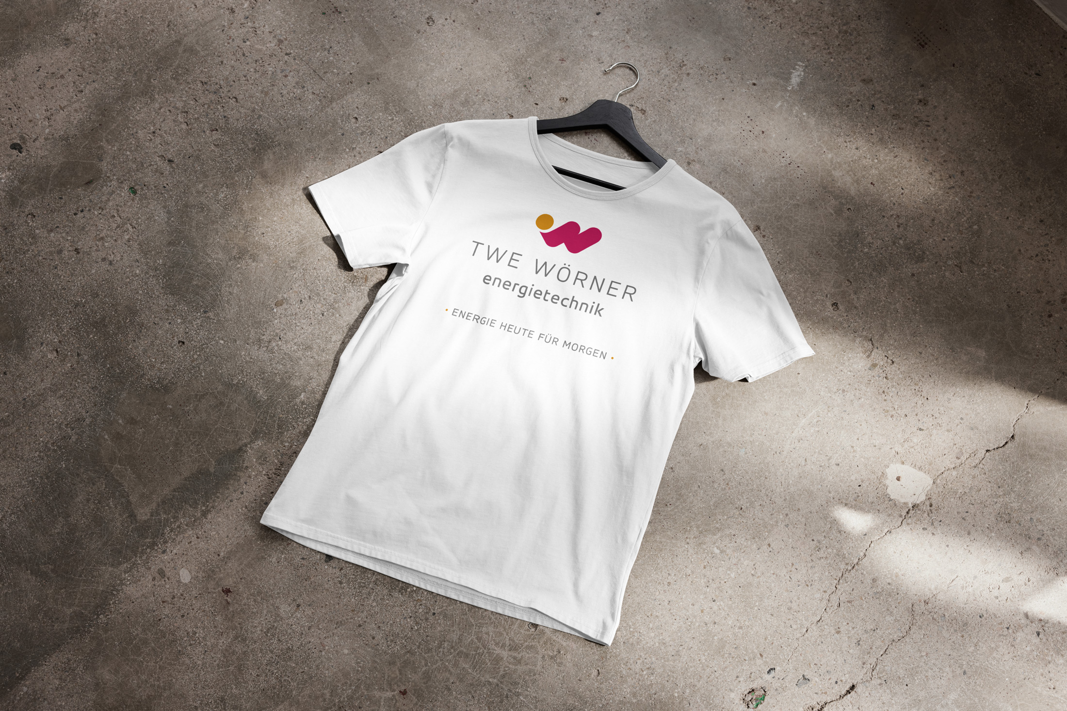 Shirt, Branding, Energietechnik, Lookandfeel, Untergruppenbach, TWE Wörner Energietechnik, Corporate Design, TWE Wörner Energietechnik, Lookandfeel, Untergruppenbach, Shirt